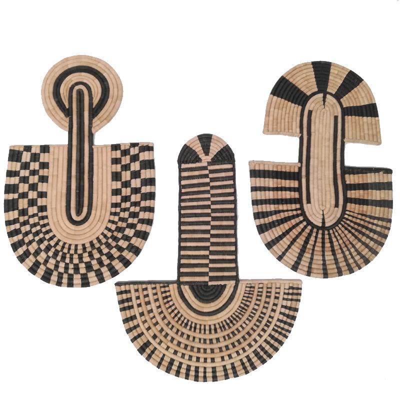 ΑΒSΤRΑCΤ ΜΑSΚ WALL HANGING ΒLΑCΚ 2 - 50 × 80  code  304080