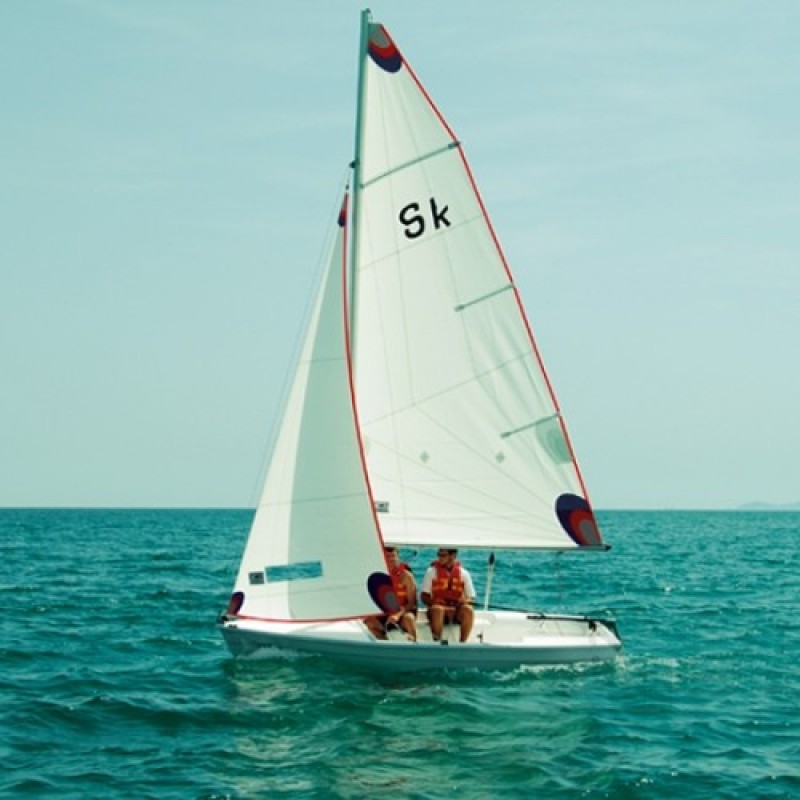 Μικρό ιστιοπλοϊκό Skipper