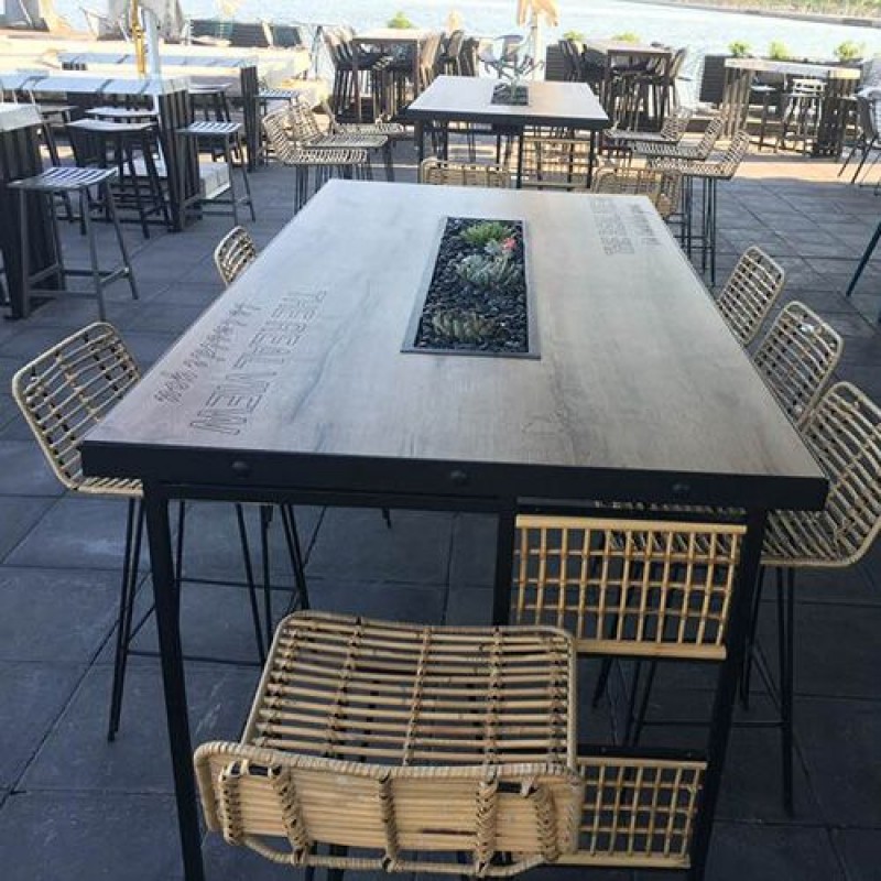 MMS 132 Μεταλλικό σκαμπό  χειροποίητη πλέξη   Ύψος:88/ 75 Μήκος: 40 Βάθος: 46 cm