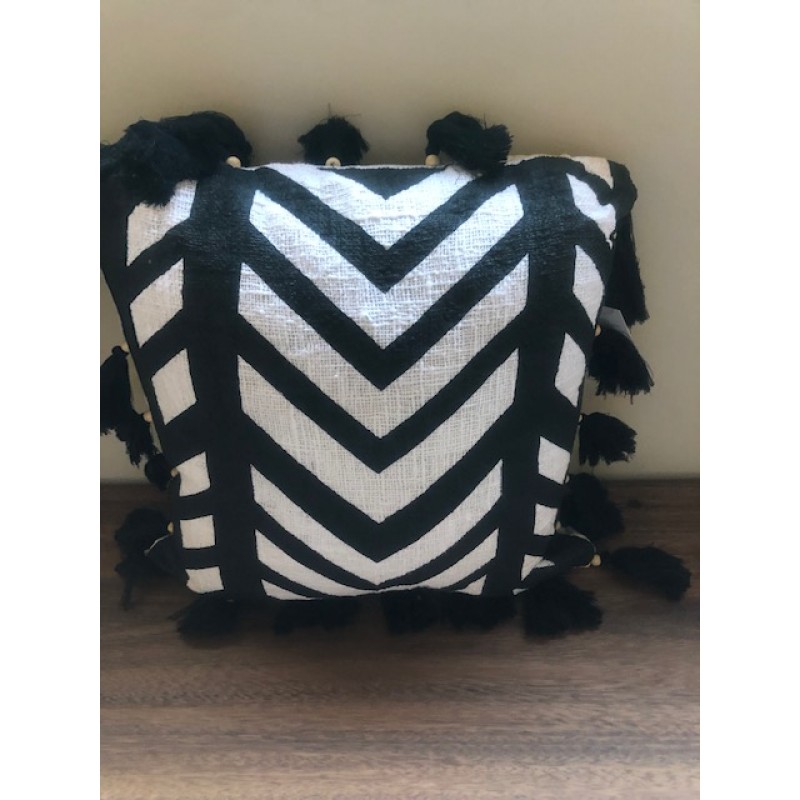 Μαξιλάρι ασπρόμαυρο Διάστασή: 45Χ45Χ45cm -  JKG 304844