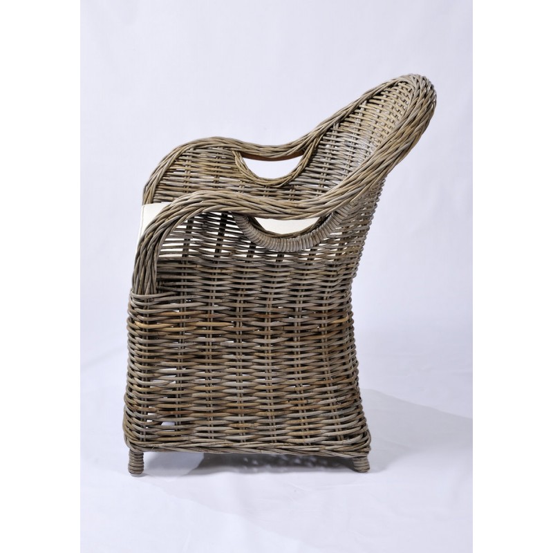 Πολυθρόνα από φυσικό Rattan σε grey wash απόχρωση με εκρού μαξιλάρι    JK 31124  διαστασεις 63*50*45/85cm 