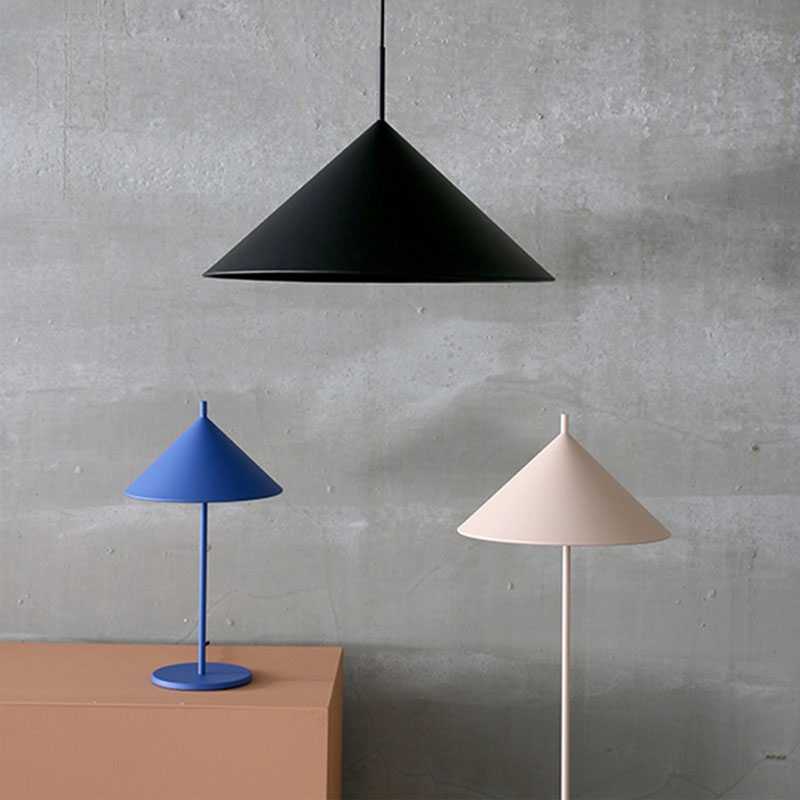 METAL TRIANGLE FLOOR LAMP MATT BLACK - ΦΩΤΙΣΤΙΚΟ ΚΩΔ 5044S -  34×34×150cm 