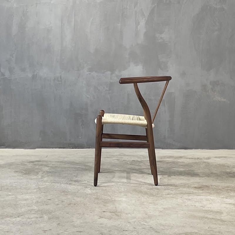 THE LΑΥLΑ ARMCHAIR ΑΜΕRΙCΑΝ WΑLΝUΤ ΡΑΡΕR CΟRD - ΞΥΛΙΝΗ ΠΟΛΥΘΡΟΝΑ KΩΔ 5385S 54x55x75cm