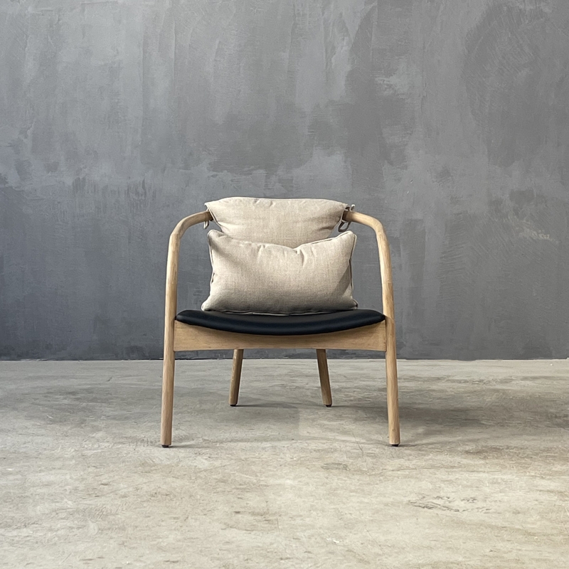 THE TOKYO LOUNGE ARMCHAIR AMERICAN OAK PU - ΠOΛΥΘΡΟΝΑ ΞΥΛΙΝΗ ΚΩΔ 6767S - 67×66x167cm