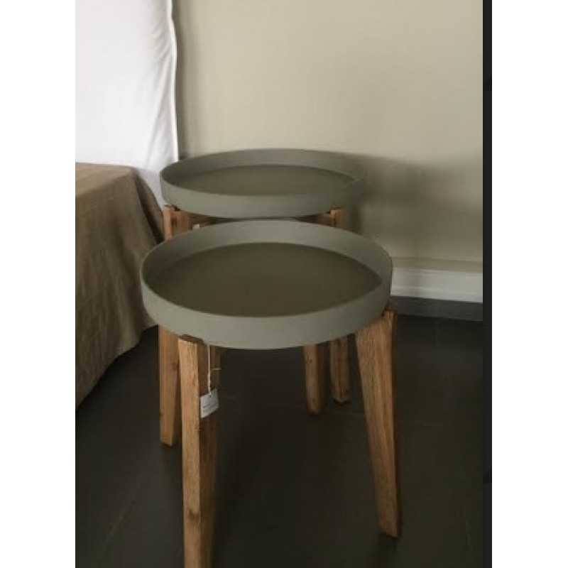 Τραπέζι από τσιμεντοκονία στην επιφάνεια και σκελετός από μασίφ ξύλο τεακ. Φ 51Χ45 cm -  JKG 711001S