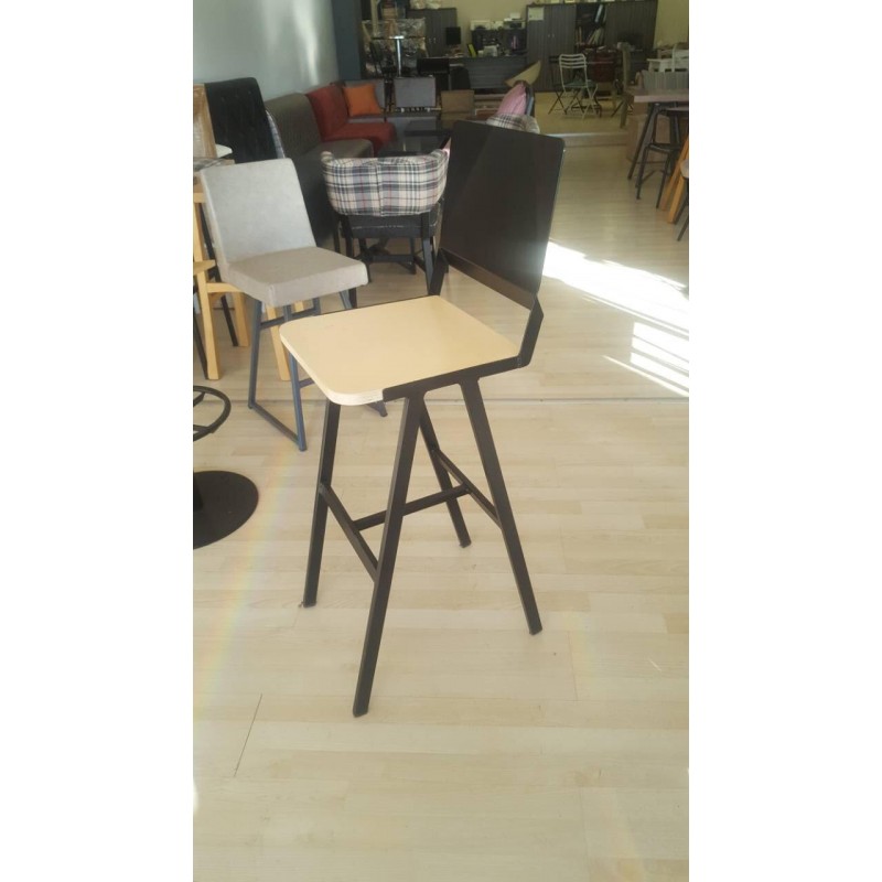 TSOUNA  KASIO Μεταλλικό σκαμπό με πλάτη και ξύλο