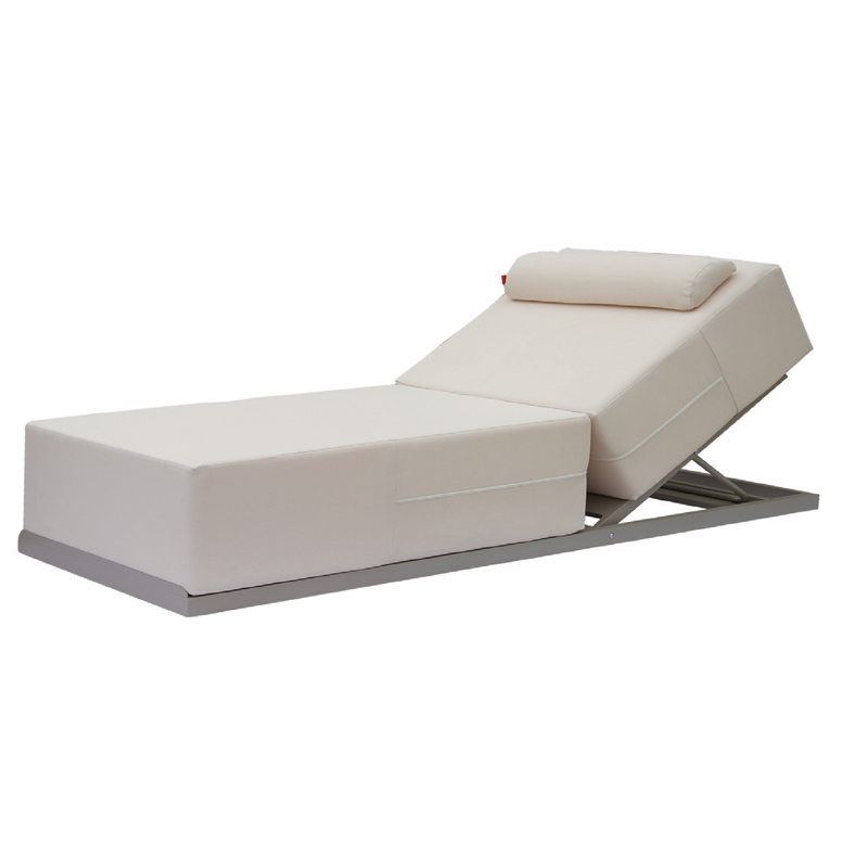 XA 22 - Ξαπλώστρα αλουμινίου με στρώμα  PVC 2X1, στοιβαζόμενη. 205X70X43cm