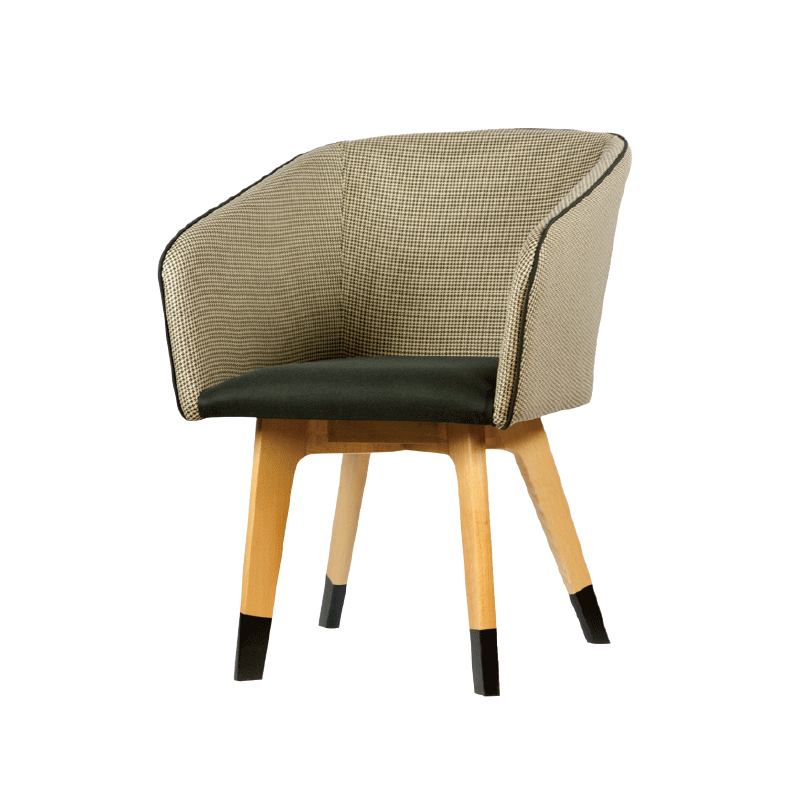  P 615 -Πολυθρόνα ξύλινη με επένδυση υφάσματος εκρου