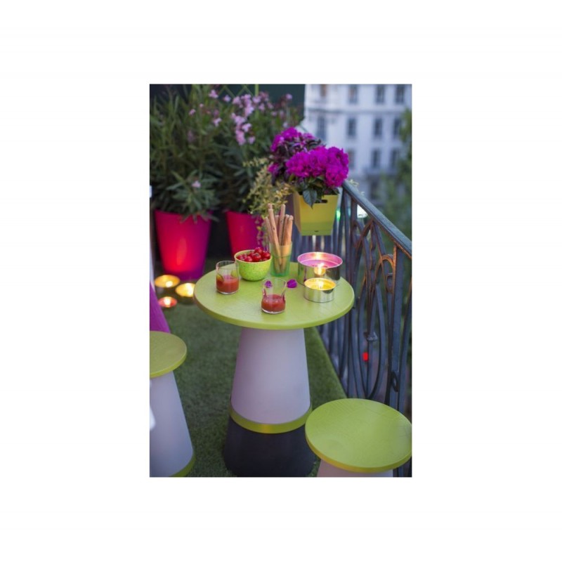 Totem set  Τραπέζι: Φ55 x 72cm, Σκαμπώ: Φ32 x 48cm