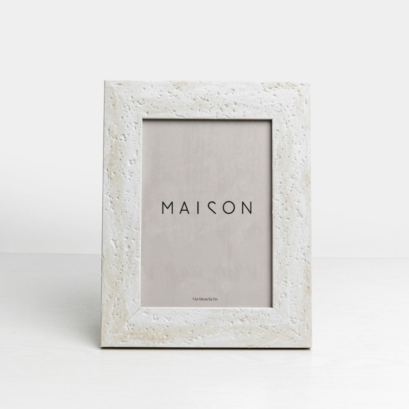 LITHOS ΚΟΡΝΙΖΑ 18.6x1.5x23.7cm POLYRESIN ΛΕΥΚΟ BEIGE ΓΥΑΛΙ