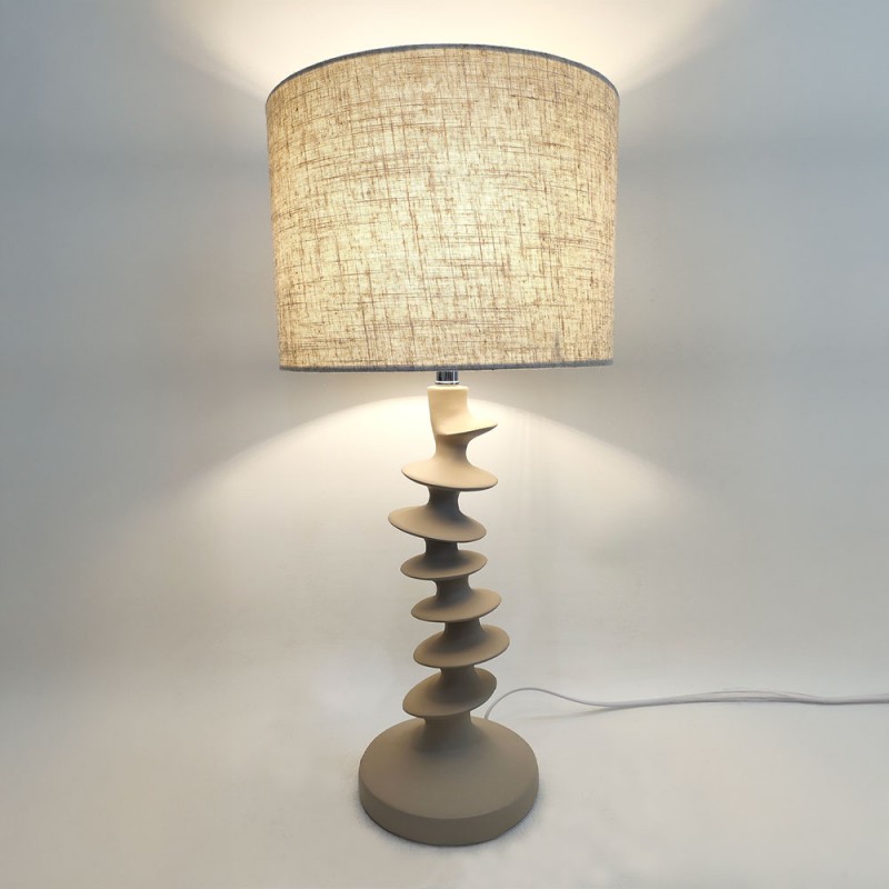 STRIO ΦΩΤΙΣΤΙΚΟ ΕΠΙΤΡΑΠΕΖΙΟ 28x28x61cm RESIN ΜΠΕΖ ΛΙΝΟ ΜΠΕΖ