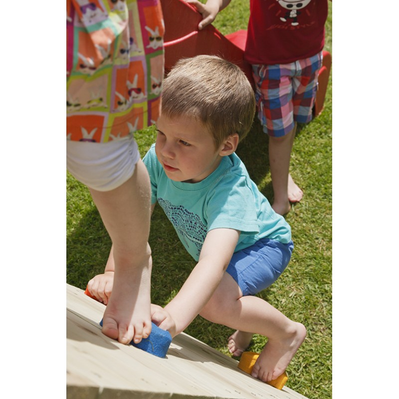 Ξύλινος τοίχος αναρρίχησης με βράχους Ξύλινη ράμπα αναρρίχησης με βράχους 150(Υ) x 50εκ.